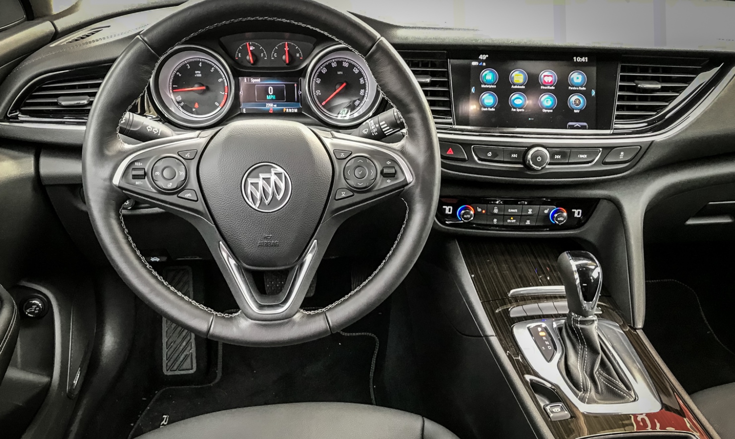 2025 Buick Regal TourX Interior